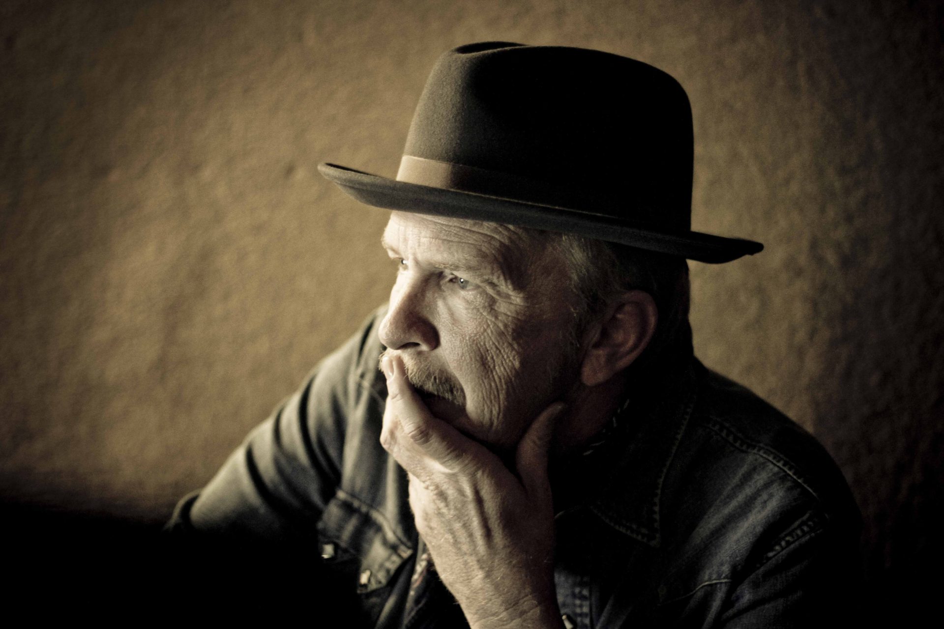 Dave Alvin